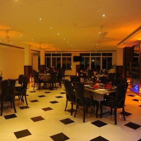 Hotel East Lagoon Batticaloa Bagian luar foto
