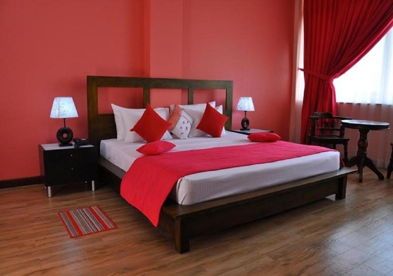 Hotel East Lagoon Batticaloa Bagian luar foto