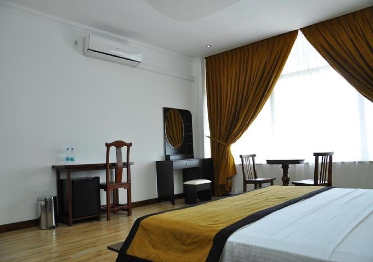 Hotel East Lagoon Batticaloa Bagian luar foto